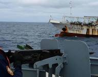 Imagen de archivo del Comando de Operaciones Insular de la Armada en labores de patrullaje por la presencia de la flota china cerca de Galápagos.