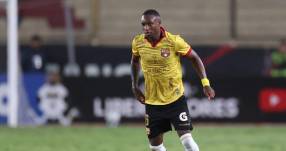 Aníbal Chalá podrá salir de Barcelona a Olimpia de Paraaguay.