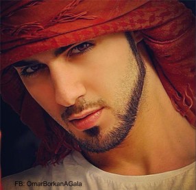 Omar Borkan Al Gala en fotos