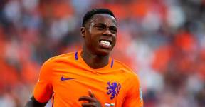 Quincy Promes con la camiseta de la selección neerlandesa. (Archivo)