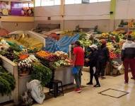 Imagen referencial de un mercado en Quito.