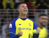 Se le 'abrió el arco' al crack portugués en un partido válido por la liga árabe.