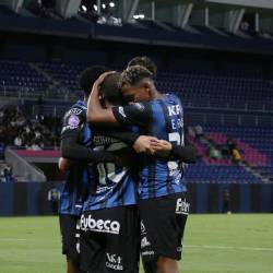 Universitario de Perú negocia el fichaje de dos jugadores de Independiente del Valle.