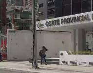 Exteriores de la Corte provincial de Justicia, ubicada en Quito.