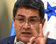 La justicia de EE.UU. acusó a Hernández de convertir a Honduras en un narcoestado para enriquecerse y mantenerse en el poder.