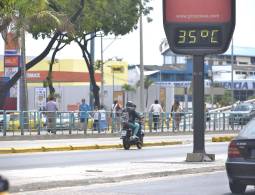 Guayaquil, 9 de enero de 2017.Indice elevado de radiación segun el Instituto nacional de meteorología.Foto: Francisco Verni P.