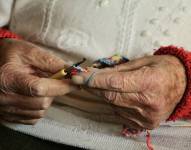 Imagen referencial, abuelo pide ser visitado.