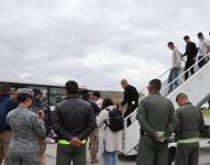 105 ciudadanos deportados de Estados Unidos