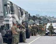 Convoy militar que ingresará a Ibarra.