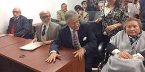 Los integrantes de la Comisión Nacional Anticorrupción durante la audiencia del 20 de abril de 2017.