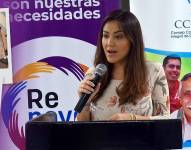 Fotografías de Mayra Salazar en eventos relacionados con la Fundación Renova.