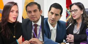 De izquierda a derecha, los ministros Inés Manzano, Harold Burbano, Roberto Luque y Zaida Rovira.