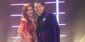 Los presentadores del reality son Eduardo Andrade y Fernanda Gallardo