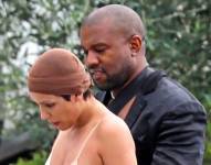 Imagen de archivo de Kanye West y su nueva esposa, Bianca Censori. Kanye West es un rapero, productor, actor, diseñador y empresario estadounidense, ex de Kim Kardashian.