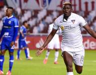 Martínez Borja celebra un gol con Liga de Quito.