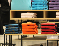 Imagen referencial de un local de ropa.