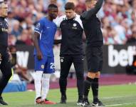 Moisés Caicedo (i) y Mauricio Pochettino (d) no están teniendo una gran temporada en el Chelsea.