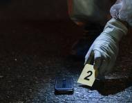 Imagen referencial de recolección de evidencias.