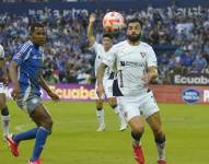 El defensa de Liga de Quito, Gian Franco Allala, en el duelo ante Emelec