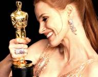Imagen referencial a una ganadora de los Óscar 2023.
