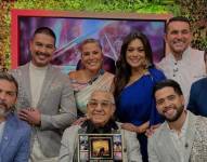 Alci Acosta junto al elenco de En Contacto en una imagen de archivo.