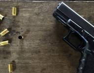 Tenencia y porte de armas en Ecuador.
