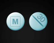 El fentanilo ilegal viene como pastillas que generalmente son de color azul, marcadas con una señal que dice M30.