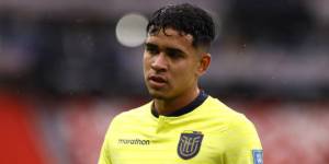 Chelsea aún analiza el futuro de Kendry Páez.