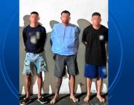 La Policía Nacional publicó una imagen de los tres sujetos detenidos.