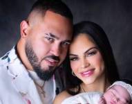 Imagen de archivo de Natti Natasha y Raphy Pina, la pareja del productor de música urbana y la cantante de reguetón tuvieron una hija juntos, llamada Vida Isabelle.