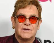 Elton John, reconocido actor británico que testificó en el juicio que se lleva en contra de Kevin Spacey por supuestos delitos sexuales.