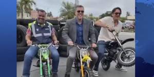 En un video compartido por el propio Senae se observó a Castillo y Negrete montados en las mini motos.