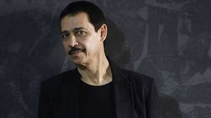 Este jueves disfruta del VideoChat con el cantante puertorriqueño Eddie Santiago