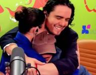 Gigi, Carolina y Adrián en el más reciente episodio de Si Somos.