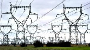 El último paseo del Endeavour enoja a algunos vecinos