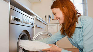 Advierten que secar la ropa dentro de la casa es un riesgo para la salud