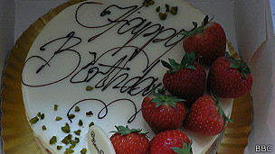 El cine no quiere pagar por cantar "Cumpleaños feliz"