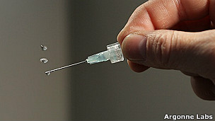 Descubra cómo funciona la levitación acústica