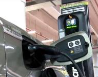 La matrícula de autos eléctricos costará USD 10