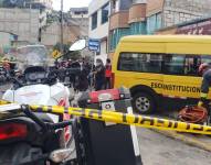 Siete niños afectados tras choque de buseta escolar en el sur de Quito