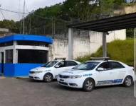 Fotografía de la fachada de la Cárcel de Esmeraldas.