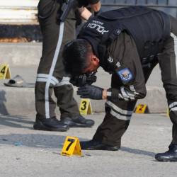 Un sicario fue golpeado por la comunidad tras asesinar a joven en Santa Elena.