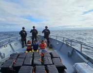 Tres ecuatorianos fueron detenidos por agentes policiales de El Salvador.