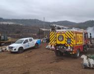 Autoridades hallan botadero clandestino tras incendio forestal en Guayaquil.
