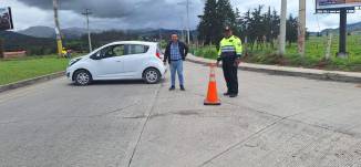 Cierre de la vía Cuenca-Girón-Pasaje.