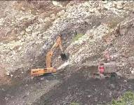 Habitantes salieron a exigir que suspendan los trabajos de las canteras.
