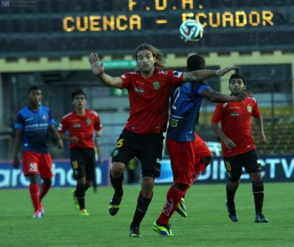Empate entre morlacos y riobambeños