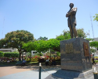 Un recorrido histórico por las calles de Machala