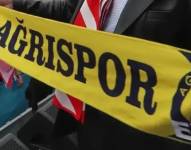 Imagen referencial de un hincha con la bufanda de Agrispor, equipo de la cuarta división de Turquía