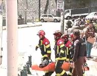 Los bomberos localizaron al cadáver en el puente de La Recoleta, en el Centro Histórico de Quito.